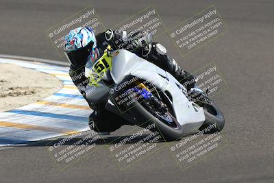 media/Oct-12-2025-CRA (Sun) [[e621380112]]/Races/Race 9/